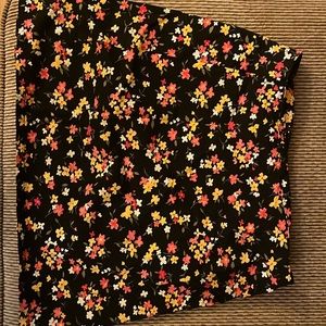 Floral mini skirt